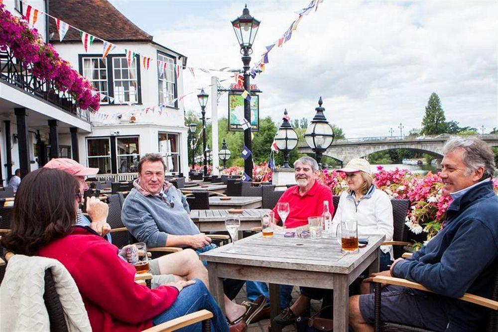 The Swan Hotel Staines-upon-Thames Exterior photo